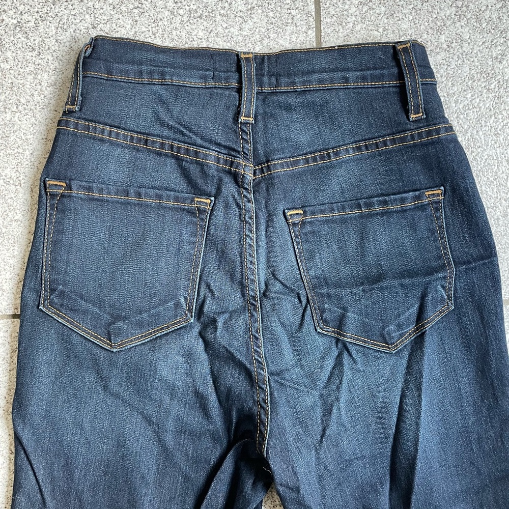 FASHION NOVA DARK WASH JEANS